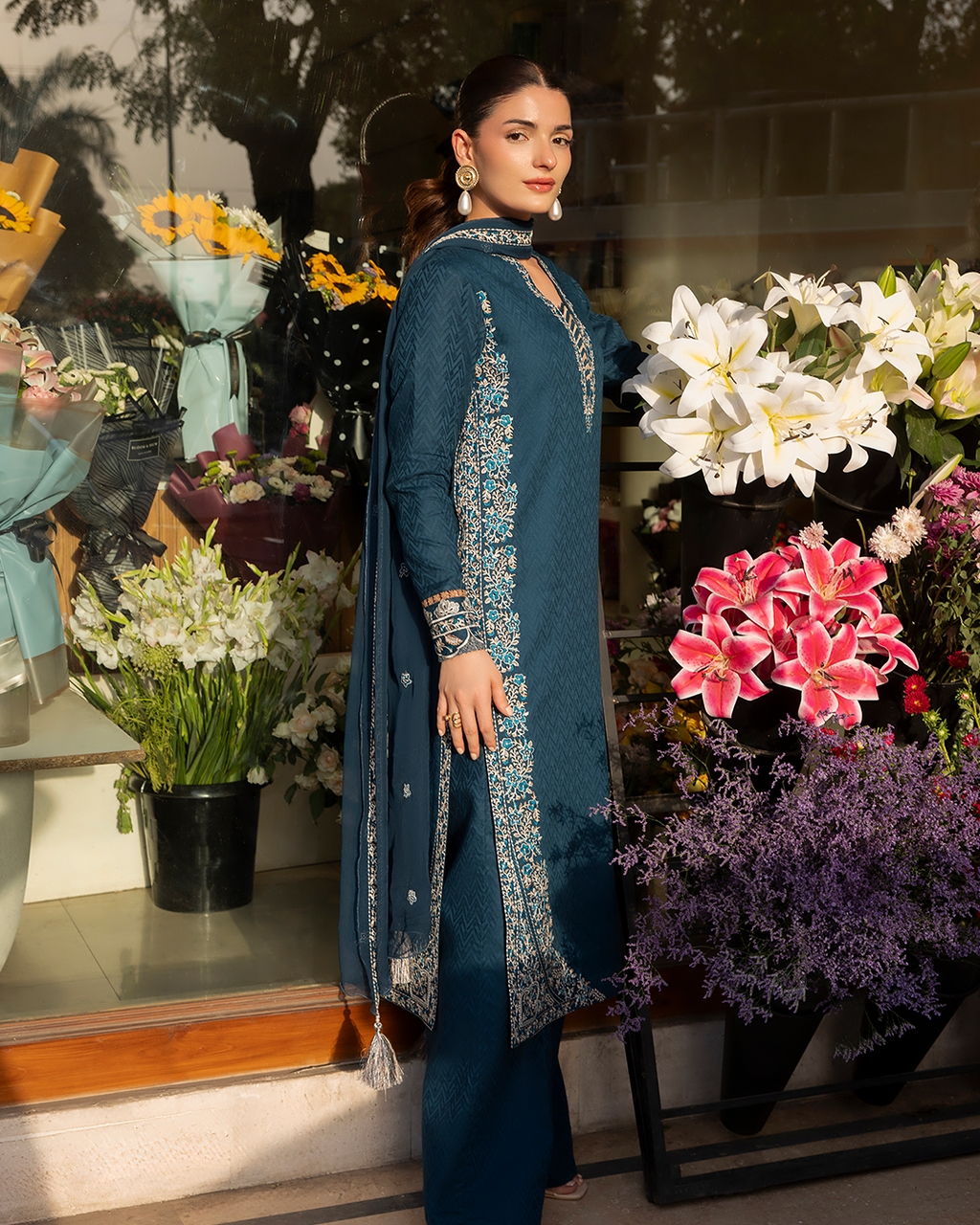 Coeur - Stitched 3 Piece Embroidered Lawn