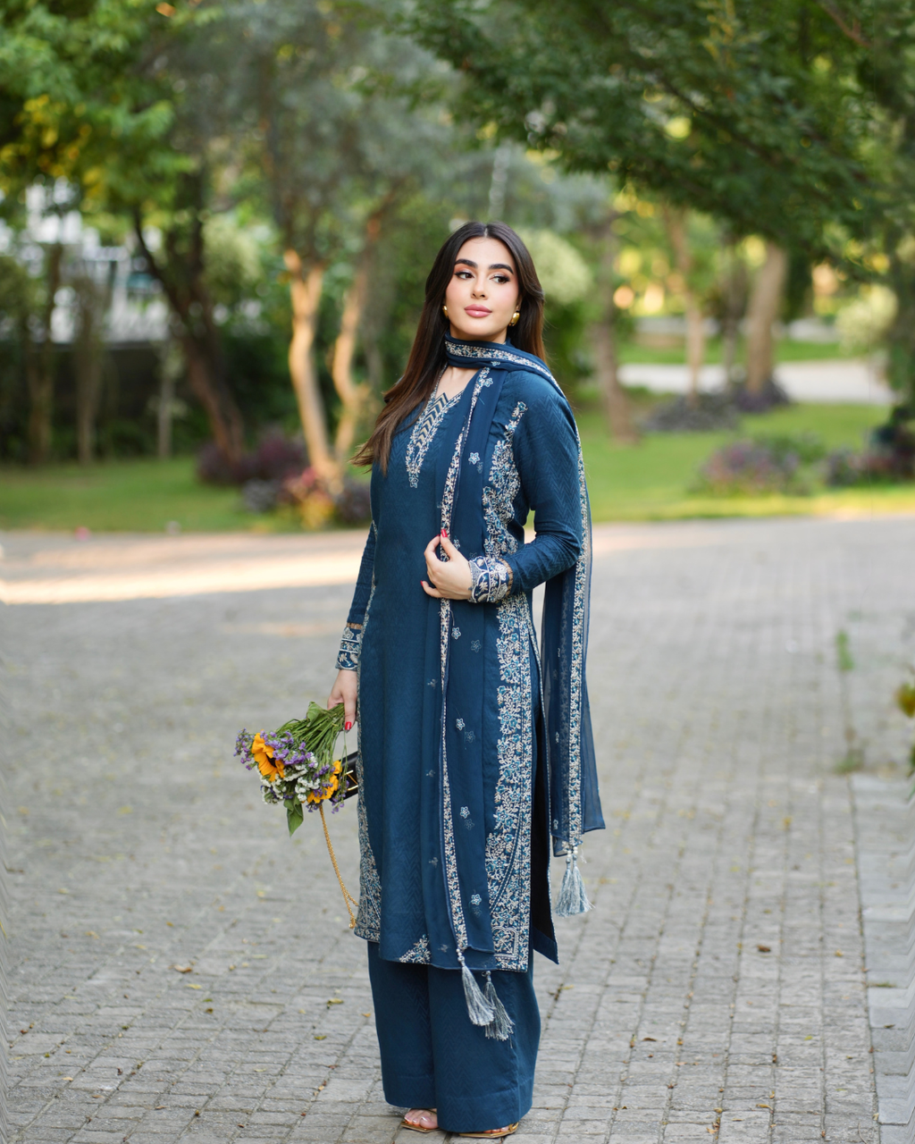 Coeur - Stitched 3 Piece Embroidered Lawn