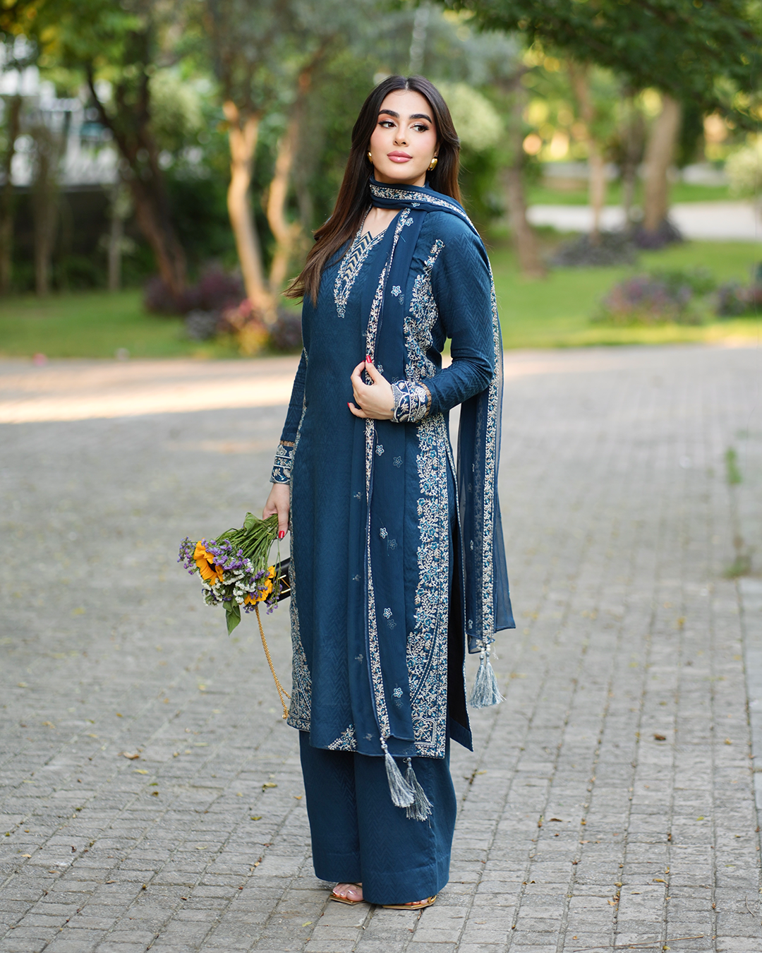 Coeur - Stitched 3 Piece Embroidered Lawn