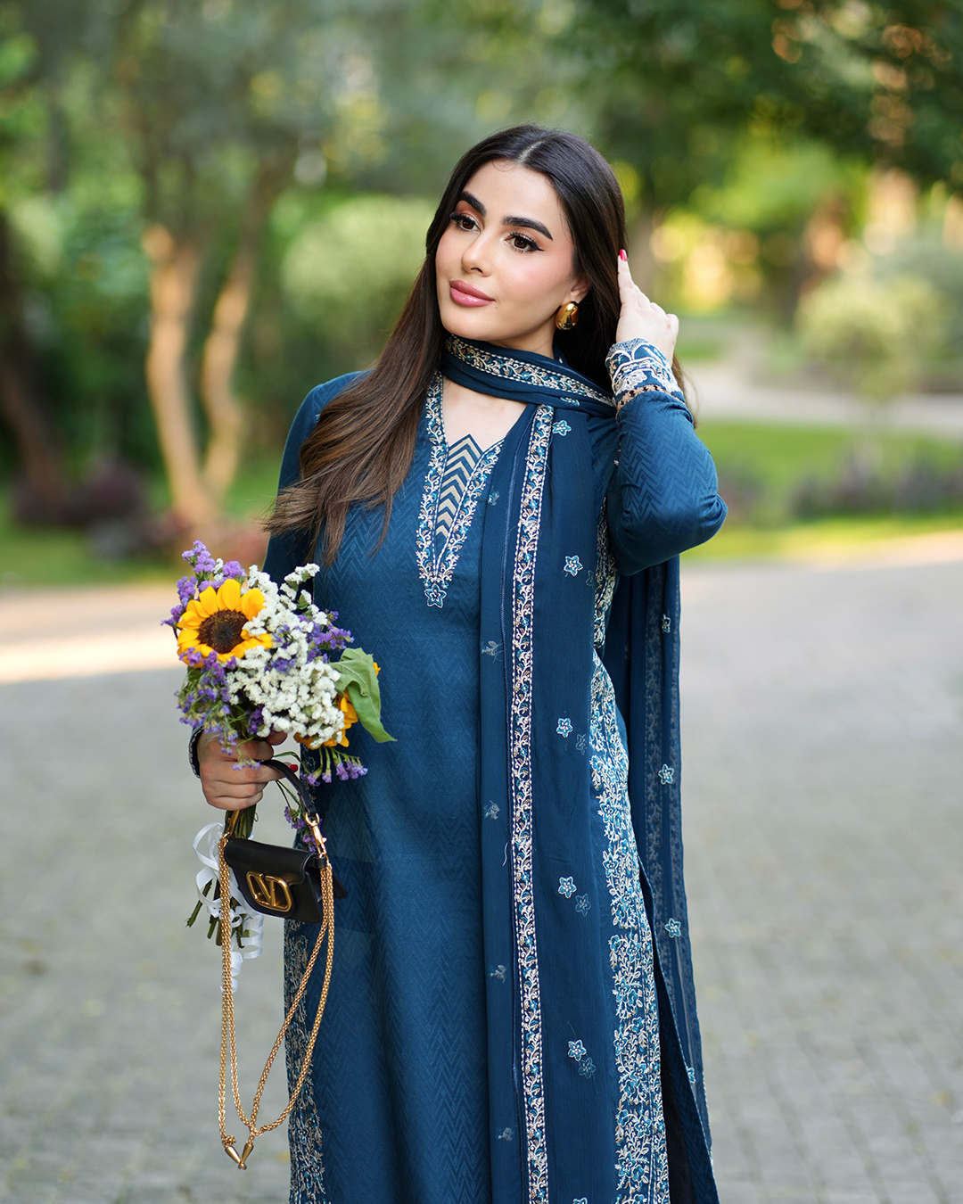 Coeur - Stitched 3 Piece Embroidered Lawn