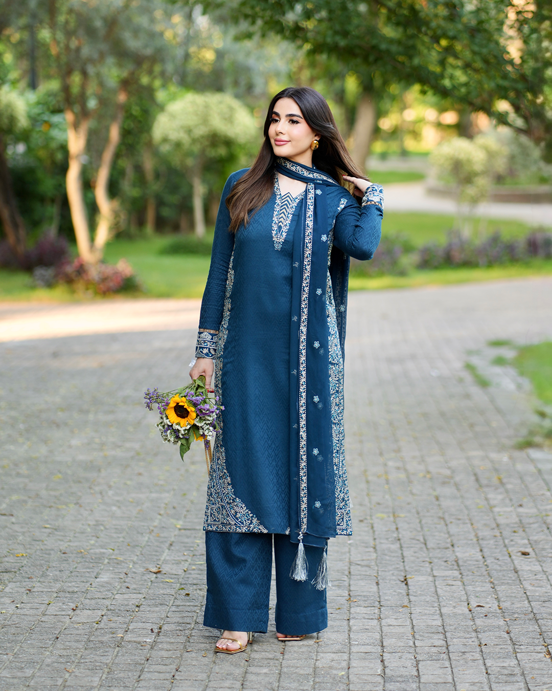 Coeur - Stitched 3 Piece Embroidered Lawn